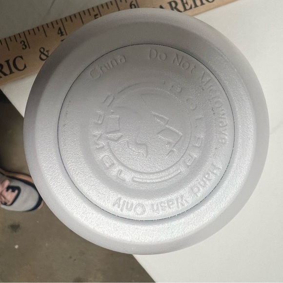 POLAR CAMEL 12oz INSULATED STEMLESS WINE CUP.   WHITE MONOGRAMMED “NONNA” - Picture 7 of 7